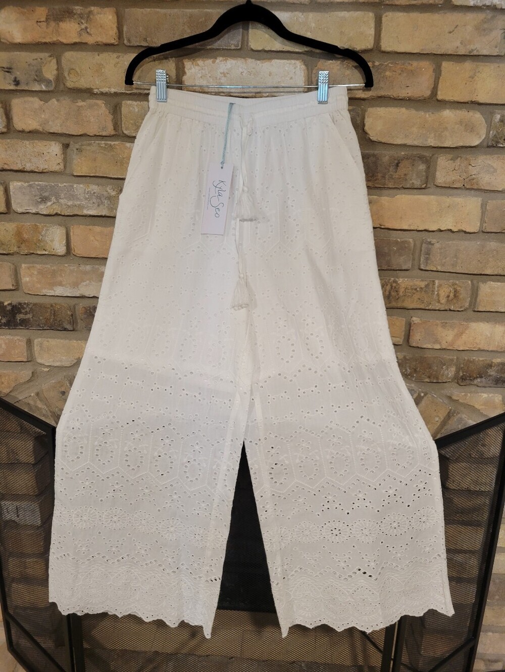 Kyla Seo White Eyelet Drawstring Wide-Leg Pants Size M New